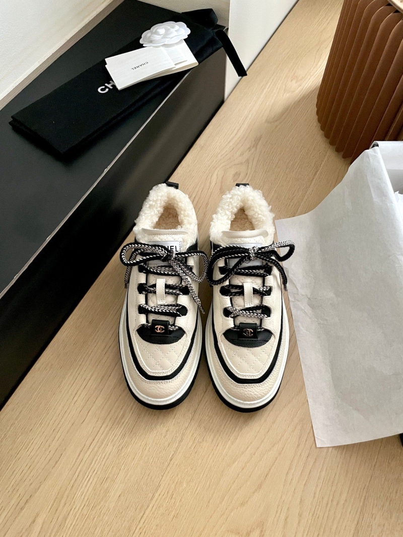 Ch**el sneakers
